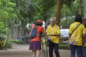 BIB: 
                            <button type="button" onclick="openModal(4278974)" class="btn btn-primary btn-sm float-right btn-popup" data-toggle="modal" data-target=".modal-high-quality">
                        <i class="fas fa-shopping-cart"></i> Add to Cart
                    </button>
                                            <button type="button" onclick="isThisMe(4278974, true)" class="btn btn-success btn-sm float-right btn-popup btn-isme hidden" data-toggle="tooltip" data-placement="bottom" title="นี่คือรูปของคุณใช่ไหม คลิกที่นี่เพื่อเอาเข้าอัลบั้ม">
                        <i class="fas fa-plus"></i> Add to album
                    </button>
                    <button type="button" onclick="isThisMe(4278974, false)" class="btn btn-warning btn-sm float-right btn-popup btn-isnotme hidden">
                        <i class="fas fa-ban"></i> Remove from album
                    </button>