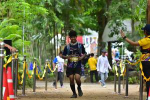 BIB: 533
                            <button type="button" onclick="openModal(4278074)" class="btn btn-primary btn-sm float-right btn-popup" data-toggle="modal" data-target=".modal-high-quality">
                        <i class="fas fa-shopping-cart"></i> Add to Cart
                    </button>
                                            <button type="button" onclick="isThisMe(4278074, true)" class="btn btn-success btn-sm float-right btn-popup btn-isme hidden" data-toggle="tooltip" data-placement="bottom" title="นี่คือรูปของคุณใช่ไหม คลิกที่นี่เพื่อเอาเข้าอัลบั้ม">
                        <i class="fas fa-plus"></i> Add to album
                    </button>
                    <button type="button" onclick="isThisMe(4278074, false)" class="btn btn-warning btn-sm float-right btn-popup btn-isnotme hidden">
                        <i class="fas fa-ban"></i> Remove from album
                    </button>