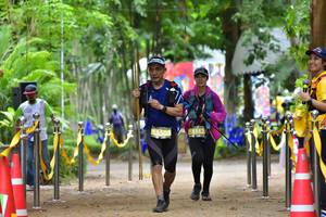 BIB: 5162, 5503
                            <button type="button" onclick="openModal(4276921)" class="btn btn-primary btn-sm float-right btn-popup" data-toggle="modal" data-target=".modal-high-quality">
                        <i class="fas fa-shopping-cart"></i> Add to Cart
                    </button>
                                            <button type="button" onclick="isThisMe(4276921, true)" class="btn btn-success btn-sm float-right btn-popup btn-isme hidden" data-toggle="tooltip" data-placement="bottom" title="นี่คือรูปของคุณใช่ไหม คลิกที่นี่เพื่อเอาเข้าอัลบั้ม">
                        <i class="fas fa-plus"></i> Add to album
                    </button>
                    <button type="button" onclick="isThisMe(4276921, false)" class="btn btn-warning btn-sm float-right btn-popup btn-isnotme hidden">
                        <i class="fas fa-ban"></i> Remove from album
                    </button>