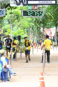 BIB: 502, 3137
                            <button type="button" onclick="openModal(4271814)" class="btn btn-primary btn-sm float-right btn-popup" data-toggle="modal" data-target=".modal-high-quality">
                        <i class="fas fa-shopping-cart"></i> Add to Cart
                    </button>
                                            <button type="button" onclick="isThisMe(4271814, true)" class="btn btn-success btn-sm float-right btn-popup btn-isme hidden" data-toggle="tooltip" data-placement="bottom" title="นี่คือรูปของคุณใช่ไหม คลิกที่นี่เพื่อเอาเข้าอัลบั้ม">
                        <i class="fas fa-plus"></i> Add to album
                    </button>
                    <button type="button" onclick="isThisMe(4271814, false)" class="btn btn-warning btn-sm float-right btn-popup btn-isnotme hidden">
                        <i class="fas fa-ban"></i> Remove from album
                    </button>