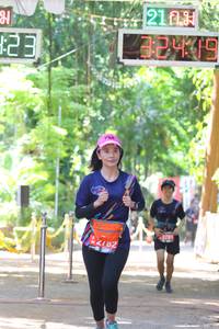 BIB: 2182
                            <button type="button" onclick="openModal(4222476)" class="btn btn-primary btn-sm float-right btn-popup" data-toggle="modal" data-target=".modal-high-quality">
                        <i class="fas fa-shopping-cart"></i> Add to Cart
                    </button>
                                            <button type="button" onclick="isThisMe(4222476, true)" class="btn btn-success btn-sm float-right btn-popup btn-isme hidden" data-toggle="tooltip" data-placement="bottom" title="นี่คือรูปของคุณใช่ไหม คลิกที่นี่เพื่อเอาเข้าอัลบั้ม">
                        <i class="fas fa-plus"></i> Add to album
                    </button>
                    <button type="button" onclick="isThisMe(4222476, false)" class="btn btn-warning btn-sm float-right btn-popup btn-isnotme hidden">
                        <i class="fas fa-ban"></i> Remove from album
                    </button>