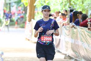BIB: 2999
                            <button type="button" onclick="openModal(4215683)" class="btn btn-primary btn-sm float-right btn-popup" data-toggle="modal" data-target=".modal-high-quality">
                        <i class="fas fa-shopping-cart"></i> Add to Cart
                    </button>
                                            <button type="button" onclick="isThisMe(4215683, true)" class="btn btn-success btn-sm float-right btn-popup btn-isme hidden" data-toggle="tooltip" data-placement="bottom" title="นี่คือรูปของคุณใช่ไหม คลิกที่นี่เพื่อเอาเข้าอัลบั้ม">
                        <i class="fas fa-plus"></i> Add to album
                    </button>
                    <button type="button" onclick="isThisMe(4215683, false)" class="btn btn-warning btn-sm float-right btn-popup btn-isnotme hidden">
                        <i class="fas fa-ban"></i> Remove from album
                    </button>