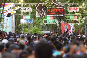 BIB: 2018, 802
                            <button type="button" onclick="openModal(4211875)" class="btn btn-primary btn-sm float-right btn-popup" data-toggle="modal" data-target=".modal-high-quality">
                        <i class="fas fa-shopping-cart"></i> Add to Cart
                    </button>
                                            <button type="button" onclick="isThisMe(4211875, true)" class="btn btn-success btn-sm float-right btn-popup btn-isme hidden" data-toggle="tooltip" data-placement="bottom" title="นี่คือรูปของคุณใช่ไหม คลิกที่นี่เพื่อเอาเข้าอัลบั้ม">
                        <i class="fas fa-plus"></i> Add to album
                    </button>
                    <button type="button" onclick="isThisMe(4211875, false)" class="btn btn-warning btn-sm float-right btn-popup btn-isnotme hidden">
                        <i class="fas fa-ban"></i> Remove from album
                    </button>