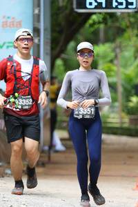 BIB: 3352, 3351
                            <button type="button" onclick="openModal(4199076)" class="btn btn-primary btn-sm float-right btn-popup" data-toggle="modal" data-target=".modal-high-quality">
                        <i class="fas fa-shopping-cart"></i> Add to Cart
                    </button>
                                            <button type="button" onclick="isThisMe(4199076, true)" class="btn btn-success btn-sm float-right btn-popup btn-isme hidden" data-toggle="tooltip" data-placement="bottom" title="นี่คือรูปของคุณใช่ไหม คลิกที่นี่เพื่อเอาเข้าอัลบั้ม">
                        <i class="fas fa-plus"></i> Add to album
                    </button>
                    <button type="button" onclick="isThisMe(4199076, false)" class="btn btn-warning btn-sm float-right btn-popup btn-isnotme hidden">
                        <i class="fas fa-ban"></i> Remove from album
                    </button>