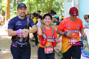 BIB: 2555, 2559
                            <button type="button" onclick="openModal(4230138)" class="btn btn-primary btn-sm float-right btn-popup" data-toggle="modal" data-target=".modal-high-quality">
                        <i class="fas fa-shopping-cart"></i> Add to Cart
                    </button>
                                            <button type="button" onclick="isThisMe(4230138, true)" class="btn btn-success btn-sm float-right btn-popup btn-isme hidden" data-toggle="tooltip" data-placement="bottom" title="นี่คือรูปของคุณใช่ไหม คลิกที่นี่เพื่อเอาเข้าอัลบั้ม">
                        <i class="fas fa-plus"></i> Add to album
                    </button>
                    <button type="button" onclick="isThisMe(4230138, false)" class="btn btn-warning btn-sm float-right btn-popup btn-isnotme hidden">
                        <i class="fas fa-ban"></i> Remove from album
                    </button>