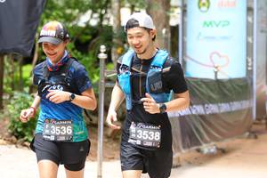 BIB: 3538, 3536
                            <button type="button" onclick="openModal(4197763)" class="btn btn-primary btn-sm float-right btn-popup" data-toggle="modal" data-target=".modal-high-quality">
                        <i class="fas fa-shopping-cart"></i> Add to Cart
                    </button>
                                            <button type="button" onclick="isThisMe(4197763, true)" class="btn btn-success btn-sm float-right btn-popup btn-isme hidden" data-toggle="tooltip" data-placement="bottom" title="นี่คือรูปของคุณใช่ไหม คลิกที่นี่เพื่อเอาเข้าอัลบั้ม">
                        <i class="fas fa-plus"></i> Add to album
                    </button>
                    <button type="button" onclick="isThisMe(4197763, false)" class="btn btn-warning btn-sm float-right btn-popup btn-isnotme hidden">
                        <i class="fas fa-ban"></i> Remove from album
                    </button>