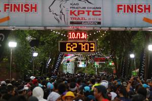 BIB: 2010, 62703
                            <button type="button" onclick="openModal(4211657)" class="btn btn-primary btn-sm float-right btn-popup" data-toggle="modal" data-target=".modal-high-quality">
                        <i class="fas fa-shopping-cart"></i> Add to Cart
                    </button>
                                            <button type="button" onclick="isThisMe(4211657, true)" class="btn btn-success btn-sm float-right btn-popup btn-isme hidden" data-toggle="tooltip" data-placement="bottom" title="นี่คือรูปของคุณใช่ไหม คลิกที่นี่เพื่อเอาเข้าอัลบั้ม">
                        <i class="fas fa-plus"></i> Add to album
                    </button>
                    <button type="button" onclick="isThisMe(4211657, false)" class="btn btn-warning btn-sm float-right btn-popup btn-isnotme hidden">
                        <i class="fas fa-ban"></i> Remove from album
                    </button>