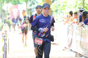 BIB: 2432
                            <button type="button" onclick="openModal(4215672)" class="btn btn-primary btn-sm float-right btn-popup" data-toggle="modal" data-target=".modal-high-quality">
                        <i class="fas fa-shopping-cart"></i> Add to Cart
                    </button>
                                            <button type="button" onclick="isThisMe(4215672, true)" class="btn btn-success btn-sm float-right btn-popup btn-isme hidden" data-toggle="tooltip" data-placement="bottom" title="นี่คือรูปของคุณใช่ไหม คลิกที่นี่เพื่อเอาเข้าอัลบั้ม">
                        <i class="fas fa-plus"></i> Add to album
                    </button>
                    <button type="button" onclick="isThisMe(4215672, false)" class="btn btn-warning btn-sm float-right btn-popup btn-isnotme hidden">
                        <i class="fas fa-ban"></i> Remove from album
                    </button>