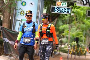 BIB: 820, 3032, 3855
                            <button type="button" onclick="openModal(4198925)" class="btn btn-primary btn-sm float-right btn-popup" data-toggle="modal" data-target=".modal-high-quality">
                        <i class="fas fa-shopping-cart"></i> Add to Cart
                    </button>
                                            <button type="button" onclick="isThisMe(4198925, true)" class="btn btn-success btn-sm float-right btn-popup btn-isme hidden" data-toggle="tooltip" data-placement="bottom" title="นี่คือรูปของคุณใช่ไหม คลิกที่นี่เพื่อเอาเข้าอัลบั้ม">
                        <i class="fas fa-plus"></i> Add to album
                    </button>
                    <button type="button" onclick="isThisMe(4198925, false)" class="btn btn-warning btn-sm float-right btn-popup btn-isnotme hidden">
                        <i class="fas fa-ban"></i> Remove from album
                    </button>