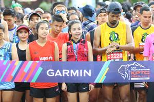 BIB: 32220, 010
                            <button type="button" onclick="openModal(4210936)" class="btn btn-primary btn-sm float-right btn-popup" data-toggle="modal" data-target=".modal-high-quality">
                        <i class="fas fa-shopping-cart"></i> Add to Cart
                    </button>
                                            <button type="button" onclick="isThisMe(4210936, true)" class="btn btn-success btn-sm float-right btn-popup btn-isme hidden" data-toggle="tooltip" data-placement="bottom" title="นี่คือรูปของคุณใช่ไหม คลิกที่นี่เพื่อเอาเข้าอัลบั้ม">
                        <i class="fas fa-plus"></i> Add to album
                    </button>
                    <button type="button" onclick="isThisMe(4210936, false)" class="btn btn-warning btn-sm float-right btn-popup btn-isnotme hidden">
                        <i class="fas fa-ban"></i> Remove from album
                    </button>