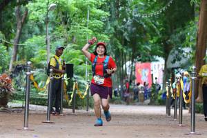 BIB: 5209
                            <button type="button" onclick="openModal(4295222)" class="btn btn-primary btn-sm float-right btn-popup" data-toggle="modal" data-target=".modal-high-quality">
                        <i class="fas fa-shopping-cart"></i> Add to Cart
                    </button>
                                            <button type="button" onclick="isThisMe(4295222, true)" class="btn btn-success btn-sm float-right btn-popup btn-isme hidden" data-toggle="tooltip" data-placement="bottom" title="นี่คือรูปของคุณใช่ไหม คลิกที่นี่เพื่อเอาเข้าอัลบั้ม">
                        <i class="fas fa-plus"></i> Add to album
                    </button>
                    <button type="button" onclick="isThisMe(4295222, false)" class="btn btn-warning btn-sm float-right btn-popup btn-isnotme hidden">
                        <i class="fas fa-ban"></i> Remove from album
                    </button>