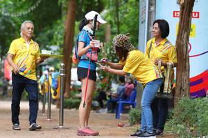 BIB: 
                            <button type="button" onclick="openModal(4295288)" class="btn btn-primary btn-sm float-right btn-popup" data-toggle="modal" data-target=".modal-high-quality">
                        <i class="fas fa-shopping-cart"></i> Add to Cart
                    </button>
                                            <button type="button" onclick="isThisMe(4295288, true)" class="btn btn-success btn-sm float-right btn-popup btn-isme hidden" data-toggle="tooltip" data-placement="bottom" title="นี่คือรูปของคุณใช่ไหม คลิกที่นี่เพื่อเอาเข้าอัลบั้ม">
                        <i class="fas fa-plus"></i> Add to album
                    </button>
                    <button type="button" onclick="isThisMe(4295288, false)" class="btn btn-warning btn-sm float-right btn-popup btn-isnotme hidden">
                        <i class="fas fa-ban"></i> Remove from album
                    </button>