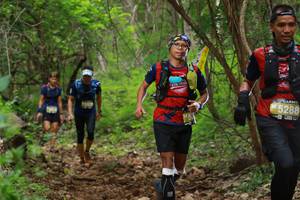 BIB: 5288
                            <button type="button" onclick="openModal(3911049)" class="btn btn-primary btn-sm float-right btn-popup" data-toggle="modal" data-target=".modal-high-quality">
                        <i class="fas fa-shopping-cart"></i> Add to Cart
                    </button>
                                            <button type="button" onclick="isThisMe(3911049, true)" class="btn btn-success btn-sm float-right btn-popup btn-isme hidden" data-toggle="tooltip" data-placement="bottom" title="นี่คือรูปของคุณใช่ไหม คลิกที่นี่เพื่อเอาเข้าอัลบั้ม">
                        <i class="fas fa-plus"></i> Add to album
                    </button>
                    <button type="button" onclick="isThisMe(3911049, false)" class="btn btn-warning btn-sm float-right btn-popup btn-isnotme hidden">
                        <i class="fas fa-ban"></i> Remove from album
                    </button>