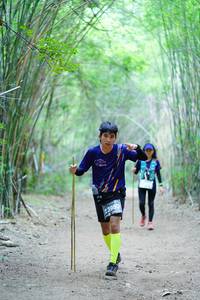 BIB: 3980
                            <button type="button" onclick="openModal(4161556)" class="btn btn-primary btn-sm float-right btn-popup" data-toggle="modal" data-target=".modal-high-quality">
                        <i class="fas fa-shopping-cart"></i> Add to Cart
                    </button>
                                            <button type="button" onclick="isThisMe(4161556, true)" class="btn btn-success btn-sm float-right btn-popup btn-isme hidden" data-toggle="tooltip" data-placement="bottom" title="นี่คือรูปของคุณใช่ไหม คลิกที่นี่เพื่อเอาเข้าอัลบั้ม">
                        <i class="fas fa-plus"></i> Add to album
                    </button>
                    <button type="button" onclick="isThisMe(4161556, false)" class="btn btn-warning btn-sm float-right btn-popup btn-isnotme hidden">
                        <i class="fas fa-ban"></i> Remove from album
                    </button>