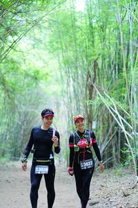 BIB: 3826, 3827
                            <button type="button" onclick="openModal(4161299)" class="btn btn-primary btn-sm float-right btn-popup" data-toggle="modal" data-target=".modal-high-quality">
                        <i class="fas fa-shopping-cart"></i> Add to Cart
                    </button>
                                            <button type="button" onclick="isThisMe(4161299, true)" class="btn btn-success btn-sm float-right btn-popup btn-isme hidden" data-toggle="tooltip" data-placement="bottom" title="นี่คือรูปของคุณใช่ไหม คลิกที่นี่เพื่อเอาเข้าอัลบั้ม">
                        <i class="fas fa-plus"></i> Add to album
                    </button>
                    <button type="button" onclick="isThisMe(4161299, false)" class="btn btn-warning btn-sm float-right btn-popup btn-isnotme hidden">
                        <i class="fas fa-ban"></i> Remove from album
                    </button>