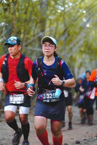 BIB: 3087
                            <button type="button" onclick="openModal(4522723)" class="btn btn-primary btn-sm float-right btn-popup" data-toggle="modal" data-target=".modal-high-quality">
                        <i class="fas fa-shopping-cart"></i> Add to Cart
                    </button>
                                            <button type="button" onclick="isThisMe(4522723, true)" class="btn btn-success btn-sm float-right btn-popup btn-isme hidden" data-toggle="tooltip" data-placement="bottom" title="นี่คือรูปของคุณใช่ไหม คลิกที่นี่เพื่อเอาเข้าอัลบั้ม">
                        <i class="fas fa-plus"></i> Add to album
                    </button>
                    <button type="button" onclick="isThisMe(4522723, false)" class="btn btn-warning btn-sm float-right btn-popup btn-isnotme hidden">
                        <i class="fas fa-ban"></i> Remove from album
                    </button>