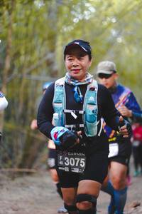 BIB: 3075
                            <button type="button" onclick="openModal(4522607)" class="btn btn-primary btn-sm float-right btn-popup" data-toggle="modal" data-target=".modal-high-quality">
                        <i class="fas fa-shopping-cart"></i> Add to Cart
                    </button>
                                            <button type="button" onclick="isThisMe(4522607, true)" class="btn btn-success btn-sm float-right btn-popup btn-isme hidden" data-toggle="tooltip" data-placement="bottom" title="นี่คือรูปของคุณใช่ไหม คลิกที่นี่เพื่อเอาเข้าอัลบั้ม">
                        <i class="fas fa-plus"></i> Add to album
                    </button>
                    <button type="button" onclick="isThisMe(4522607, false)" class="btn btn-warning btn-sm float-right btn-popup btn-isnotme hidden">
                        <i class="fas fa-ban"></i> Remove from album
                    </button>