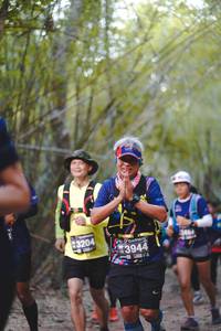 BIB: 3204, 3944
                            <button type="button" onclick="openModal(4522996)" class="btn btn-primary btn-sm float-right btn-popup" data-toggle="modal" data-target=".modal-high-quality">
                        <i class="fas fa-shopping-cart"></i> Add to Cart
                    </button>
                                            <button type="button" onclick="isThisMe(4522996, true)" class="btn btn-success btn-sm float-right btn-popup btn-isme hidden" data-toggle="tooltip" data-placement="bottom" title="นี่คือรูปของคุณใช่ไหม คลิกที่นี่เพื่อเอาเข้าอัลบั้ม">
                        <i class="fas fa-plus"></i> Add to album
                    </button>
                    <button type="button" onclick="isThisMe(4522996, false)" class="btn btn-warning btn-sm float-right btn-popup btn-isnotme hidden">
                        <i class="fas fa-ban"></i> Remove from album
                    </button>