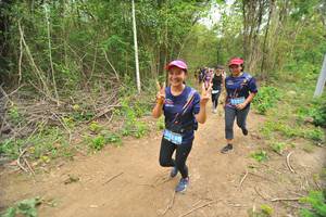 BIB: 1215
                            <button type="button" onclick="openModal(4375840)" class="btn btn-primary btn-sm float-right btn-popup" data-toggle="modal" data-target=".modal-high-quality">
                        <i class="fas fa-shopping-cart"></i> Add to Cart
                    </button>
                                            <button type="button" onclick="isThisMe(4375840, true)" class="btn btn-success btn-sm float-right btn-popup btn-isme hidden" data-toggle="tooltip" data-placement="bottom" title="นี่คือรูปของคุณใช่ไหม คลิกที่นี่เพื่อเอาเข้าอัลบั้ม">
                        <i class="fas fa-plus"></i> Add to album
                    </button>
                    <button type="button" onclick="isThisMe(4375840, false)" class="btn btn-warning btn-sm float-right btn-popup btn-isnotme hidden">
                        <i class="fas fa-ban"></i> Remove from album
                    </button>