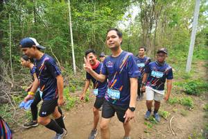 BIB: 1604, 1603, 1367
                            <button type="button" onclick="openModal(4394803)" class="btn btn-primary btn-sm float-right btn-popup" data-toggle="modal" data-target=".modal-high-quality">
                        <i class="fas fa-shopping-cart"></i> Add to Cart
                    </button>
                                            <button type="button" onclick="isThisMe(4394803, true)" class="btn btn-success btn-sm float-right btn-popup btn-isme hidden" data-toggle="tooltip" data-placement="bottom" title="นี่คือรูปของคุณใช่ไหม คลิกที่นี่เพื่อเอาเข้าอัลบั้ม">
                        <i class="fas fa-plus"></i> Add to album
                    </button>
                    <button type="button" onclick="isThisMe(4394803, false)" class="btn btn-warning btn-sm float-right btn-popup btn-isnotme hidden">
                        <i class="fas fa-ban"></i> Remove from album
                    </button>