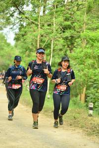 BIB: 7258, 2823, 2879
                            <button type="button" onclick="openModal(4176960)" class="btn btn-primary btn-sm float-right btn-popup" data-toggle="modal" data-target=".modal-high-quality">
                        <i class="fas fa-shopping-cart"></i> Add to Cart
                    </button>
                                            <button type="button" onclick="isThisMe(4176960, true)" class="btn btn-success btn-sm float-right btn-popup btn-isme hidden" data-toggle="tooltip" data-placement="bottom" title="นี่คือรูปของคุณใช่ไหม คลิกที่นี่เพื่อเอาเข้าอัลบั้ม">
                        <i class="fas fa-plus"></i> Add to album
                    </button>
                    <button type="button" onclick="isThisMe(4176960, false)" class="btn btn-warning btn-sm float-right btn-popup btn-isnotme hidden">
                        <i class="fas fa-ban"></i> Remove from album
                    </button>