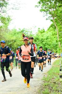 BIB: 2762, 2356
                            <button type="button" onclick="openModal(4210720)" class="btn btn-primary btn-sm float-right btn-popup" data-toggle="modal" data-target=".modal-high-quality">
                        <i class="fas fa-shopping-cart"></i> Add to Cart
                    </button>
                                            <button type="button" onclick="isThisMe(4210720, true)" class="btn btn-success btn-sm float-right btn-popup btn-isme hidden" data-toggle="tooltip" data-placement="bottom" title="นี่คือรูปของคุณใช่ไหม คลิกที่นี่เพื่อเอาเข้าอัลบั้ม">
                        <i class="fas fa-plus"></i> Add to album
                    </button>
                    <button type="button" onclick="isThisMe(4210720, false)" class="btn btn-warning btn-sm float-right btn-popup btn-isnotme hidden">
                        <i class="fas fa-ban"></i> Remove from album
                    </button>