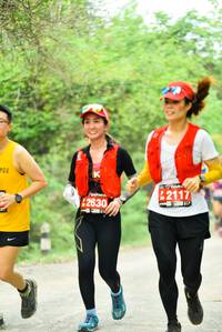 BIB: 2117, 2630
                            <button type="button" onclick="openModal(4211435)" class="btn btn-primary btn-sm float-right btn-popup" data-toggle="modal" data-target=".modal-high-quality">
                        <i class="fas fa-shopping-cart"></i> Add to Cart
                    </button>
                                            <button type="button" onclick="isThisMe(4211435, true)" class="btn btn-success btn-sm float-right btn-popup btn-isme hidden" data-toggle="tooltip" data-placement="bottom" title="นี่คือรูปของคุณใช่ไหม คลิกที่นี่เพื่อเอาเข้าอัลบั้ม">
                        <i class="fas fa-plus"></i> Add to album
                    </button>
                    <button type="button" onclick="isThisMe(4211435, false)" class="btn btn-warning btn-sm float-right btn-popup btn-isnotme hidden">
                        <i class="fas fa-ban"></i> Remove from album
                    </button>