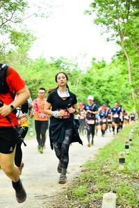 BIB: 
                            <button type="button" onclick="openModal(4213285)" class="btn btn-primary btn-sm float-right btn-popup" data-toggle="modal" data-target=".modal-high-quality">
                        <i class="fas fa-shopping-cart"></i> Add to Cart
                    </button>
                                            <button type="button" onclick="isThisMe(4213285, true)" class="btn btn-success btn-sm float-right btn-popup btn-isme hidden" data-toggle="tooltip" data-placement="bottom" title="นี่คือรูปของคุณใช่ไหม คลิกที่นี่เพื่อเอาเข้าอัลบั้ม">
                        <i class="fas fa-plus"></i> Add to album
                    </button>
                    <button type="button" onclick="isThisMe(4213285, false)" class="btn btn-warning btn-sm float-right btn-popup btn-isnotme hidden">
                        <i class="fas fa-ban"></i> Remove from album
                    </button>