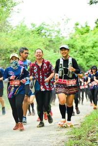 BIB: 2972, 2357
                            <button type="button" onclick="openModal(4212383)" class="btn btn-primary btn-sm float-right btn-popup" data-toggle="modal" data-target=".modal-high-quality">
                        <i class="fas fa-shopping-cart"></i> Add to Cart
                    </button>
                                            <button type="button" onclick="isThisMe(4212383, true)" class="btn btn-success btn-sm float-right btn-popup btn-isme hidden" data-toggle="tooltip" data-placement="bottom" title="นี่คือรูปของคุณใช่ไหม คลิกที่นี่เพื่อเอาเข้าอัลบั้ม">
                        <i class="fas fa-plus"></i> Add to album
                    </button>
                    <button type="button" onclick="isThisMe(4212383, false)" class="btn btn-warning btn-sm float-right btn-popup btn-isnotme hidden">
                        <i class="fas fa-ban"></i> Remove from album
                    </button>