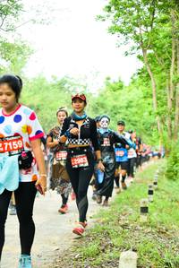 BIB: 7159, 2983
                            <button type="button" onclick="openModal(4212985)" class="btn btn-primary btn-sm float-right btn-popup" data-toggle="modal" data-target=".modal-high-quality">
                        <i class="fas fa-shopping-cart"></i> Add to Cart
                    </button>
                                            <button type="button" onclick="isThisMe(4212985, true)" class="btn btn-success btn-sm float-right btn-popup btn-isme hidden" data-toggle="tooltip" data-placement="bottom" title="นี่คือรูปของคุณใช่ไหม คลิกที่นี่เพื่อเอาเข้าอัลบั้ม">
                        <i class="fas fa-plus"></i> Add to album
                    </button>
                    <button type="button" onclick="isThisMe(4212985, false)" class="btn btn-warning btn-sm float-right btn-popup btn-isnotme hidden">
                        <i class="fas fa-ban"></i> Remove from album
                    </button>