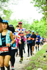 BIB: 7297, 7055
                            <button type="button" onclick="openModal(4212666)" class="btn btn-primary btn-sm float-right btn-popup" data-toggle="modal" data-target=".modal-high-quality">
                        <i class="fas fa-shopping-cart"></i> Add to Cart
                    </button>
                                            <button type="button" onclick="isThisMe(4212666, true)" class="btn btn-success btn-sm float-right btn-popup btn-isme hidden" data-toggle="tooltip" data-placement="bottom" title="นี่คือรูปของคุณใช่ไหม คลิกที่นี่เพื่อเอาเข้าอัลบั้ม">
                        <i class="fas fa-plus"></i> Add to album
                    </button>
                    <button type="button" onclick="isThisMe(4212666, false)" class="btn btn-warning btn-sm float-right btn-popup btn-isnotme hidden">
                        <i class="fas fa-ban"></i> Remove from album
                    </button>