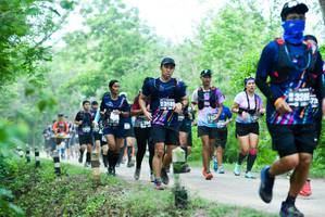 BIB: 328, 3189
                            <button type="button" onclick="openModal(4201370)" class="btn btn-primary btn-sm float-right btn-popup" data-toggle="modal" data-target=".modal-high-quality">
                        <i class="fas fa-shopping-cart"></i> Add to Cart
                    </button>
                                            <button type="button" onclick="isThisMe(4201370, true)" class="btn btn-success btn-sm float-right btn-popup btn-isme hidden" data-toggle="tooltip" data-placement="bottom" title="นี่คือรูปของคุณใช่ไหม คลิกที่นี่เพื่อเอาเข้าอัลบั้ม">
                        <i class="fas fa-plus"></i> Add to album
                    </button>
                    <button type="button" onclick="isThisMe(4201370, false)" class="btn btn-warning btn-sm float-right btn-popup btn-isnotme hidden">
                        <i class="fas fa-ban"></i> Remove from album
                    </button>