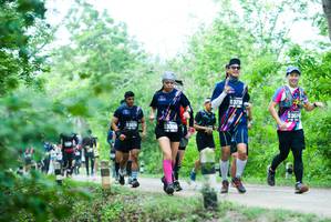 BIB: 3738, 3279, 320
                            <button type="button" onclick="openModal(4201588)" class="btn btn-primary btn-sm float-right btn-popup" data-toggle="modal" data-target=".modal-high-quality">
                        <i class="fas fa-shopping-cart"></i> Add to Cart
                    </button>
                                            <button type="button" onclick="isThisMe(4201588, true)" class="btn btn-success btn-sm float-right btn-popup btn-isme hidden" data-toggle="tooltip" data-placement="bottom" title="นี่คือรูปของคุณใช่ไหม คลิกที่นี่เพื่อเอาเข้าอัลบั้ม">
                        <i class="fas fa-plus"></i> Add to album
                    </button>
                    <button type="button" onclick="isThisMe(4201588, false)" class="btn btn-warning btn-sm float-right btn-popup btn-isnotme hidden">
                        <i class="fas fa-ban"></i> Remove from album
                    </button>