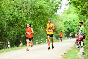 BIB: 222, 019
                            <button type="button" onclick="openModal(4204163)" class="btn btn-primary btn-sm float-right btn-popup" data-toggle="modal" data-target=".modal-high-quality">
                        <i class="fas fa-shopping-cart"></i> Add to Cart
                    </button>
                                            <button type="button" onclick="isThisMe(4204163, true)" class="btn btn-success btn-sm float-right btn-popup btn-isme hidden" data-toggle="tooltip" data-placement="bottom" title="นี่คือรูปของคุณใช่ไหม คลิกที่นี่เพื่อเอาเข้าอัลบั้ม">
                        <i class="fas fa-plus"></i> Add to album
                    </button>
                    <button type="button" onclick="isThisMe(4204163, false)" class="btn btn-warning btn-sm float-right btn-popup btn-isnotme hidden">
                        <i class="fas fa-ban"></i> Remove from album
                    </button>