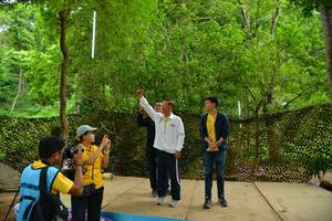 BIB: 
                            <button type="button" onclick="openModal(4561303)" class="btn btn-primary btn-sm float-right btn-popup" data-toggle="modal" data-target=".modal-high-quality">
                        <i class="fas fa-shopping-cart"></i> Add to Cart
                    </button>
                                            <button type="button" onclick="isThisMe(4561303, true)" class="btn btn-success btn-sm float-right btn-popup btn-isme hidden" data-toggle="tooltip" data-placement="bottom" title="นี่คือรูปของคุณใช่ไหม คลิกที่นี่เพื่อเอาเข้าอัลบั้ม">
                        <i class="fas fa-plus"></i> Add to album
                    </button>
                    <button type="button" onclick="isThisMe(4561303, false)" class="btn btn-warning btn-sm float-right btn-popup btn-isnotme hidden">
                        <i class="fas fa-ban"></i> Remove from album
                    </button>