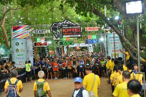 BIB: 210, 15925, 2650
                            <button type="button" onclick="openModal(4561291)" class="btn btn-primary btn-sm float-right btn-popup" data-toggle="modal" data-target=".modal-high-quality">
                        <i class="fas fa-shopping-cart"></i> Add to Cart
                    </button>
                                            <button type="button" onclick="isThisMe(4561291, true)" class="btn btn-success btn-sm float-right btn-popup btn-isme hidden" data-toggle="tooltip" data-placement="bottom" title="นี่คือรูปของคุณใช่ไหม คลิกที่นี่เพื่อเอาเข้าอัลบั้ม">
                        <i class="fas fa-plus"></i> Add to album
                    </button>
                    <button type="button" onclick="isThisMe(4561291, false)" class="btn btn-warning btn-sm float-right btn-popup btn-isnotme hidden">
                        <i class="fas fa-ban"></i> Remove from album
                    </button>