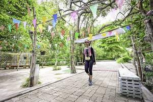 BIB: 
                            <button type="button" onclick="openModal(4379834)" class="btn btn-primary btn-sm float-right btn-popup" data-toggle="modal" data-target=".modal-high-quality">
                        <i class="fas fa-shopping-cart"></i> Add to Cart
                    </button>
                                            <button type="button" onclick="isThisMe(4379834, true)" class="btn btn-success btn-sm float-right btn-popup btn-isme hidden" data-toggle="tooltip" data-placement="bottom" title="นี่คือรูปของคุณใช่ไหม คลิกที่นี่เพื่อเอาเข้าอัลบั้ม">
                        <i class="fas fa-plus"></i> Add to album
                    </button>
                    <button type="button" onclick="isThisMe(4379834, false)" class="btn btn-warning btn-sm float-right btn-popup btn-isnotme hidden">
                        <i class="fas fa-ban"></i> Remove from album
                    </button>