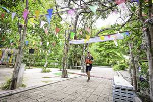 BIB: 
                            <button type="button" onclick="openModal(4378517)" class="btn btn-primary btn-sm float-right btn-popup" data-toggle="modal" data-target=".modal-high-quality">
                        <i class="fas fa-shopping-cart"></i> Add to Cart
                    </button>
                                            <button type="button" onclick="isThisMe(4378517, true)" class="btn btn-success btn-sm float-right btn-popup btn-isme hidden" data-toggle="tooltip" data-placement="bottom" title="นี่คือรูปของคุณใช่ไหม คลิกที่นี่เพื่อเอาเข้าอัลบั้ม">
                        <i class="fas fa-plus"></i> Add to album
                    </button>
                    <button type="button" onclick="isThisMe(4378517, false)" class="btn btn-warning btn-sm float-right btn-popup btn-isnotme hidden">
                        <i class="fas fa-ban"></i> Remove from album
                    </button>