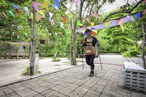 BIB: 025, 
                            <button type="button" onclick="openModal(4381627)" class="btn btn-primary btn-sm float-right btn-popup" data-toggle="modal" data-target=".modal-high-quality">
                        <i class="fas fa-shopping-cart"></i> Add to Cart
                    </button>
                                            <button type="button" onclick="isThisMe(4381627, true)" class="btn btn-success btn-sm float-right btn-popup btn-isme hidden" data-toggle="tooltip" data-placement="bottom" title="นี่คือรูปของคุณใช่ไหม คลิกที่นี่เพื่อเอาเข้าอัลบั้ม">
                        <i class="fas fa-plus"></i> Add to album
                    </button>
                    <button type="button" onclick="isThisMe(4381627, false)" class="btn btn-warning btn-sm float-right btn-popup btn-isnotme hidden">
                        <i class="fas fa-ban"></i> Remove from album
                    </button>