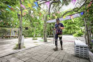 BIB: 5621
                            <button type="button" onclick="openModal(4381571)" class="btn btn-primary btn-sm float-right btn-popup" data-toggle="modal" data-target=".modal-high-quality">
                        <i class="fas fa-shopping-cart"></i> Add to Cart
                    </button>
                                            <button type="button" onclick="isThisMe(4381571, true)" class="btn btn-success btn-sm float-right btn-popup btn-isme hidden" data-toggle="tooltip" data-placement="bottom" title="นี่คือรูปของคุณใช่ไหม คลิกที่นี่เพื่อเอาเข้าอัลบั้ม">
                        <i class="fas fa-plus"></i> Add to album
                    </button>
                    <button type="button" onclick="isThisMe(4381571, false)" class="btn btn-warning btn-sm float-right btn-popup btn-isnotme hidden">
                        <i class="fas fa-ban"></i> Remove from album
                    </button>