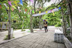 BIB: 
                            <button type="button" onclick="openModal(4381576)" class="btn btn-primary btn-sm float-right btn-popup" data-toggle="modal" data-target=".modal-high-quality">
                        <i class="fas fa-shopping-cart"></i> Add to Cart
                    </button>
                                            <button type="button" onclick="isThisMe(4381576, true)" class="btn btn-success btn-sm float-right btn-popup btn-isme hidden" data-toggle="tooltip" data-placement="bottom" title="นี่คือรูปของคุณใช่ไหม คลิกที่นี่เพื่อเอาเข้าอัลบั้ม">
                        <i class="fas fa-plus"></i> Add to album
                    </button>
                    <button type="button" onclick="isThisMe(4381576, false)" class="btn btn-warning btn-sm float-right btn-popup btn-isnotme hidden">
                        <i class="fas fa-ban"></i> Remove from album
                    </button>