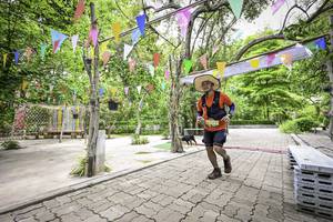 BIB: 
                            <button type="button" onclick="openModal(4380473)" class="btn btn-primary btn-sm float-right btn-popup" data-toggle="modal" data-target=".modal-high-quality">
                        <i class="fas fa-shopping-cart"></i> Add to Cart
                    </button>
                                            <button type="button" onclick="isThisMe(4380473, true)" class="btn btn-success btn-sm float-right btn-popup btn-isme hidden" data-toggle="tooltip" data-placement="bottom" title="นี่คือรูปของคุณใช่ไหม คลิกที่นี่เพื่อเอาเข้าอัลบั้ม">
                        <i class="fas fa-plus"></i> Add to album
                    </button>
                    <button type="button" onclick="isThisMe(4380473, false)" class="btn btn-warning btn-sm float-right btn-popup btn-isnotme hidden">
                        <i class="fas fa-ban"></i> Remove from album
                    </button>