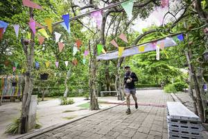 BIB: 
                            <button type="button" onclick="openModal(4375321)" class="btn btn-primary btn-sm float-right btn-popup" data-toggle="modal" data-target=".modal-high-quality">
                        <i class="fas fa-shopping-cart"></i> Add to Cart
                    </button>
                                            <button type="button" onclick="isThisMe(4375321, true)" class="btn btn-success btn-sm float-right btn-popup btn-isme hidden" data-toggle="tooltip" data-placement="bottom" title="นี่คือรูปของคุณใช่ไหม คลิกที่นี่เพื่อเอาเข้าอัลบั้ม">
                        <i class="fas fa-plus"></i> Add to album
                    </button>
                    <button type="button" onclick="isThisMe(4375321, false)" class="btn btn-warning btn-sm float-right btn-popup btn-isnotme hidden">
                        <i class="fas fa-ban"></i> Remove from album
                    </button>