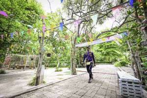 BIB: 
                            <button type="button" onclick="openModal(4378367)" class="btn btn-primary btn-sm float-right btn-popup" data-toggle="modal" data-target=".modal-high-quality">
                        <i class="fas fa-shopping-cart"></i> Add to Cart
                    </button>
                                            <button type="button" onclick="isThisMe(4378367, true)" class="btn btn-success btn-sm float-right btn-popup btn-isme hidden" data-toggle="tooltip" data-placement="bottom" title="นี่คือรูปของคุณใช่ไหม คลิกที่นี่เพื่อเอาเข้าอัลบั้ม">
                        <i class="fas fa-plus"></i> Add to album
                    </button>
                    <button type="button" onclick="isThisMe(4378367, false)" class="btn btn-warning btn-sm float-right btn-popup btn-isnotme hidden">
                        <i class="fas fa-ban"></i> Remove from album
                    </button>