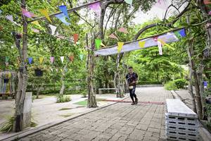 BIB: 
                            <button type="button" onclick="openModal(4374621)" class="btn btn-primary btn-sm float-right btn-popup" data-toggle="modal" data-target=".modal-high-quality">
                        <i class="fas fa-shopping-cart"></i> Add to Cart
                    </button>
                                            <button type="button" onclick="isThisMe(4374621, true)" class="btn btn-success btn-sm float-right btn-popup btn-isme hidden" data-toggle="tooltip" data-placement="bottom" title="นี่คือรูปของคุณใช่ไหม คลิกที่นี่เพื่อเอาเข้าอัลบั้ม">
                        <i class="fas fa-plus"></i> Add to album
                    </button>
                    <button type="button" onclick="isThisMe(4374621, false)" class="btn btn-warning btn-sm float-right btn-popup btn-isnotme hidden">
                        <i class="fas fa-ban"></i> Remove from album
                    </button>