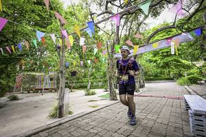 BIB: 582
                            <button type="button" onclick="openModal(4374186)" class="btn btn-primary btn-sm float-right btn-popup" data-toggle="modal" data-target=".modal-high-quality">
                        <i class="fas fa-shopping-cart"></i> Add to Cart
                    </button>
                                            <button type="button" onclick="isThisMe(4374186, true)" class="btn btn-success btn-sm float-right btn-popup btn-isme hidden" data-toggle="tooltip" data-placement="bottom" title="นี่คือรูปของคุณใช่ไหม คลิกที่นี่เพื่อเอาเข้าอัลบั้ม">
                        <i class="fas fa-plus"></i> Add to album
                    </button>
                    <button type="button" onclick="isThisMe(4374186, false)" class="btn btn-warning btn-sm float-right btn-popup btn-isnotme hidden">
                        <i class="fas fa-ban"></i> Remove from album
                    </button>