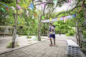 BIB: 
                            <button type="button" onclick="openModal(4375868)" class="btn btn-primary btn-sm float-right btn-popup" data-toggle="modal" data-target=".modal-high-quality">
                        <i class="fas fa-shopping-cart"></i> Add to Cart
                    </button>
                                            <button type="button" onclick="isThisMe(4375868, true)" class="btn btn-success btn-sm float-right btn-popup btn-isme hidden" data-toggle="tooltip" data-placement="bottom" title="นี่คือรูปของคุณใช่ไหม คลิกที่นี่เพื่อเอาเข้าอัลบั้ม">
                        <i class="fas fa-plus"></i> Add to album
                    </button>
                    <button type="button" onclick="isThisMe(4375868, false)" class="btn btn-warning btn-sm float-right btn-popup btn-isnotme hidden">
                        <i class="fas fa-ban"></i> Remove from album
                    </button>