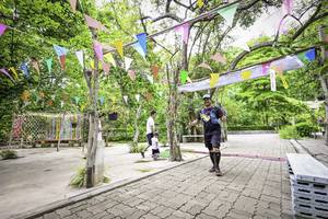 BIB: 
                            <button type="button" onclick="openModal(4376010)" class="btn btn-primary btn-sm float-right btn-popup" data-toggle="modal" data-target=".modal-high-quality">
                        <i class="fas fa-shopping-cart"></i> Add to Cart
                    </button>
                                            <button type="button" onclick="isThisMe(4376010, true)" class="btn btn-success btn-sm float-right btn-popup btn-isme hidden" data-toggle="tooltip" data-placement="bottom" title="นี่คือรูปของคุณใช่ไหม คลิกที่นี่เพื่อเอาเข้าอัลบั้ม">
                        <i class="fas fa-plus"></i> Add to album
                    </button>
                    <button type="button" onclick="isThisMe(4376010, false)" class="btn btn-warning btn-sm float-right btn-popup btn-isnotme hidden">
                        <i class="fas fa-ban"></i> Remove from album
                    </button>