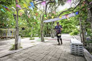 BIB: 
                            <button type="button" onclick="openModal(4381491)" class="btn btn-primary btn-sm float-right btn-popup" data-toggle="modal" data-target=".modal-high-quality">
                        <i class="fas fa-shopping-cart"></i> Add to Cart
                    </button>
                                            <button type="button" onclick="isThisMe(4381491, true)" class="btn btn-success btn-sm float-right btn-popup btn-isme hidden" data-toggle="tooltip" data-placement="bottom" title="นี่คือรูปของคุณใช่ไหม คลิกที่นี่เพื่อเอาเข้าอัลบั้ม">
                        <i class="fas fa-plus"></i> Add to album
                    </button>
                    <button type="button" onclick="isThisMe(4381491, false)" class="btn btn-warning btn-sm float-right btn-popup btn-isnotme hidden">
                        <i class="fas fa-ban"></i> Remove from album
                    </button>