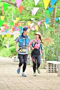 BIB: 
                            <button type="button" onclick="openModal(4332232)" class="btn btn-primary btn-sm float-right btn-popup" data-toggle="modal" data-target=".modal-high-quality">
                        <i class="fas fa-shopping-cart"></i> Add to Cart
                    </button>
                                            <button type="button" onclick="isThisMe(4332232, true)" class="btn btn-success btn-sm float-right btn-popup btn-isme hidden" data-toggle="tooltip" data-placement="bottom" title="นี่คือรูปของคุณใช่ไหม คลิกที่นี่เพื่อเอาเข้าอัลบั้ม">
                        <i class="fas fa-plus"></i> Add to album
                    </button>
                    <button type="button" onclick="isThisMe(4332232, false)" class="btn btn-warning btn-sm float-right btn-popup btn-isnotme hidden">
                        <i class="fas fa-ban"></i> Remove from album
                    </button>